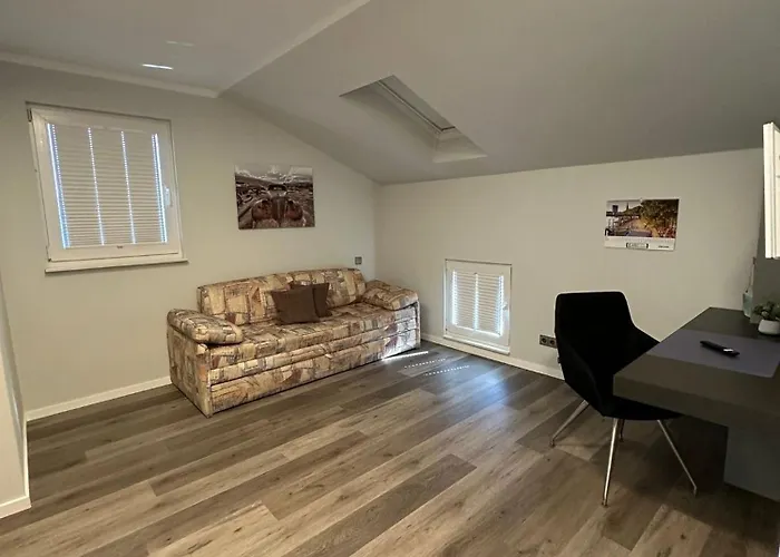 Duenenblick 05 アパート ツィングシュト